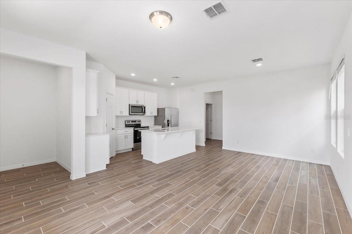 4625 CROSS PRAIRIE PKWY, SAINT CLOUD, FL, 34772