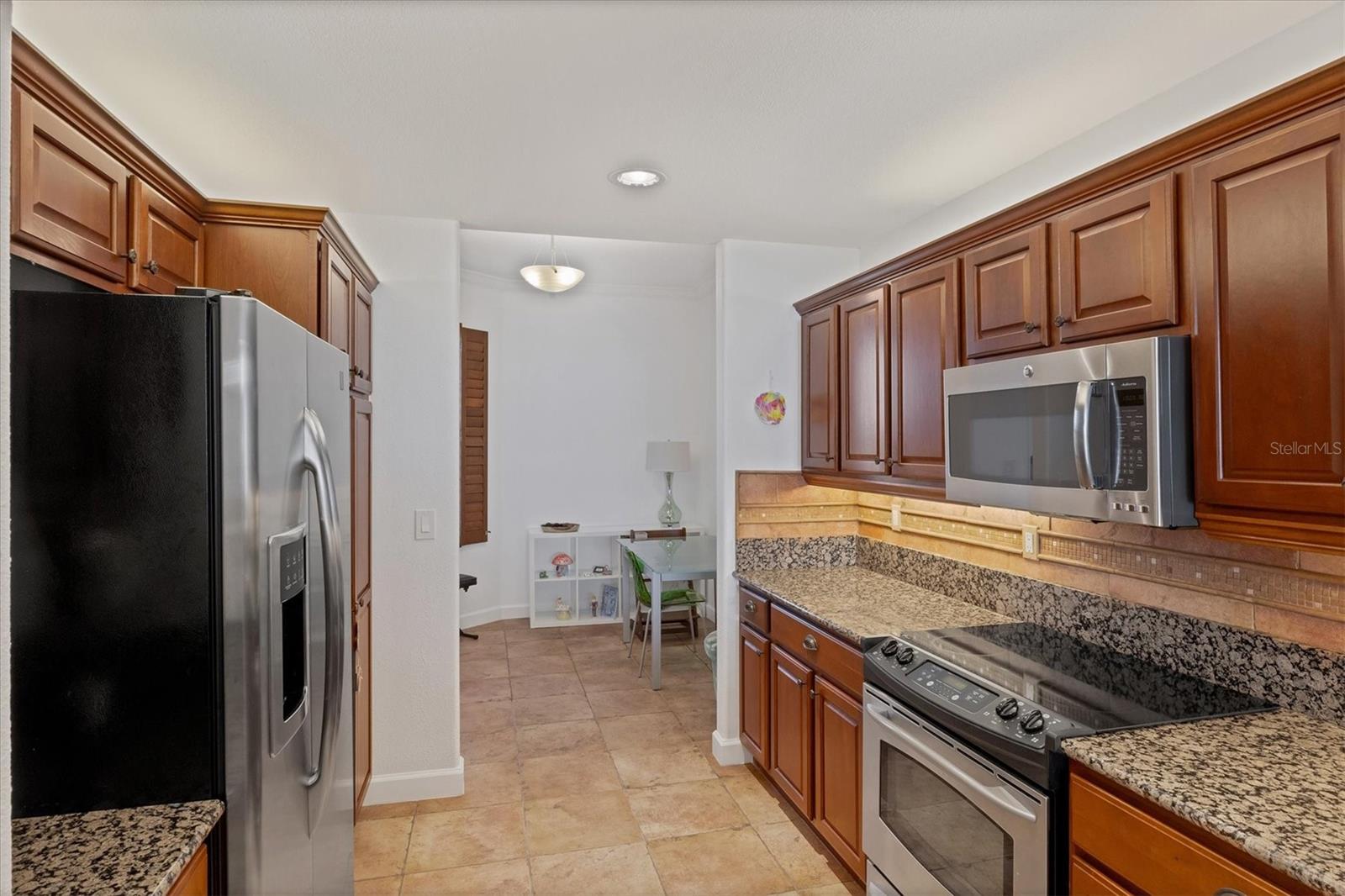 10045 LINKS LN #404, ROTONDA WEST, FL, 33947