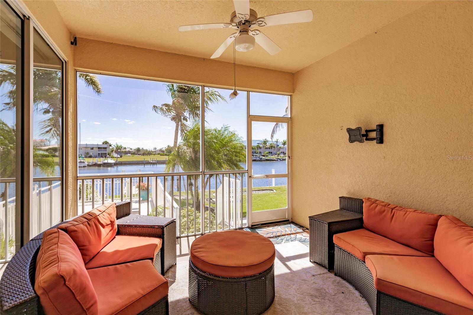 3228 PURPLE MARTIN DR #114, PUNTA GORDA, FL, 33950