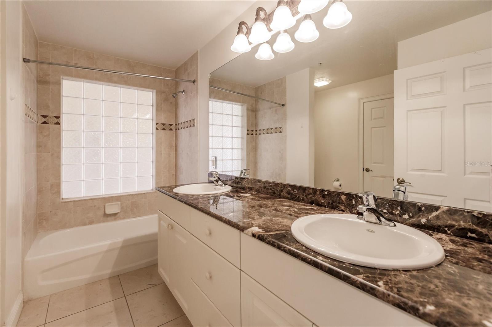 3228 PURPLE MARTIN DR #114, PUNTA GORDA, FL, 33950