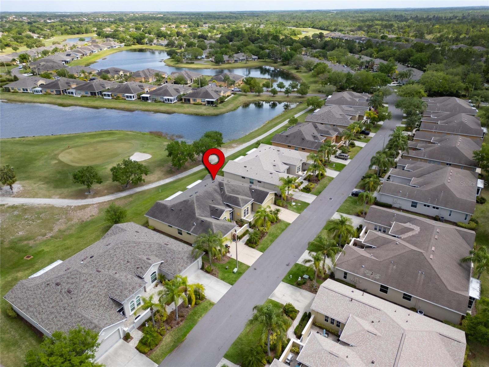 2121 SIFIELD GREENS WAY #64, SUN CITY CENTER, FL, 33573