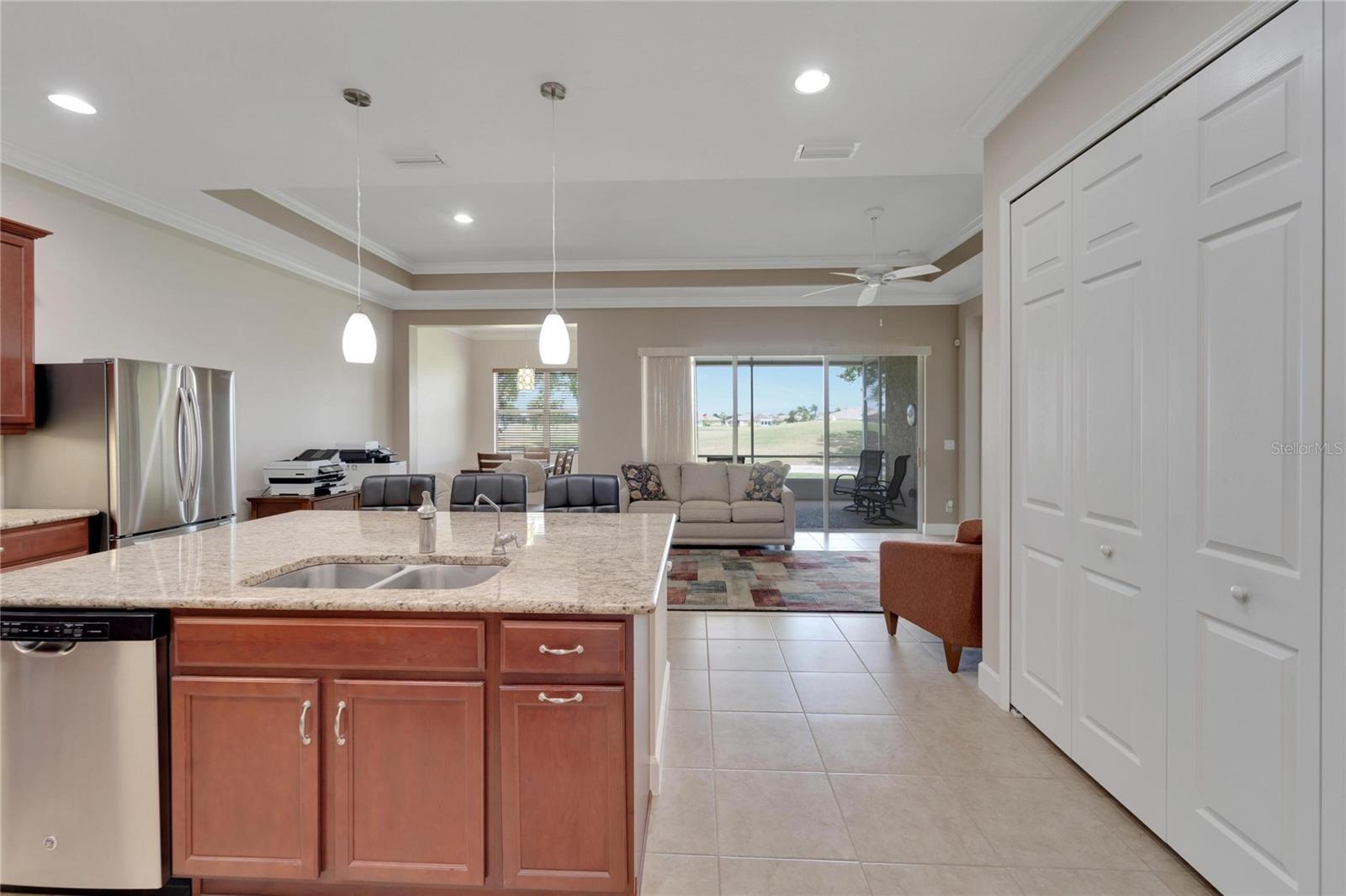 2121 SIFIELD GREENS WAY #64, SUN CITY CENTER, FL, 33573