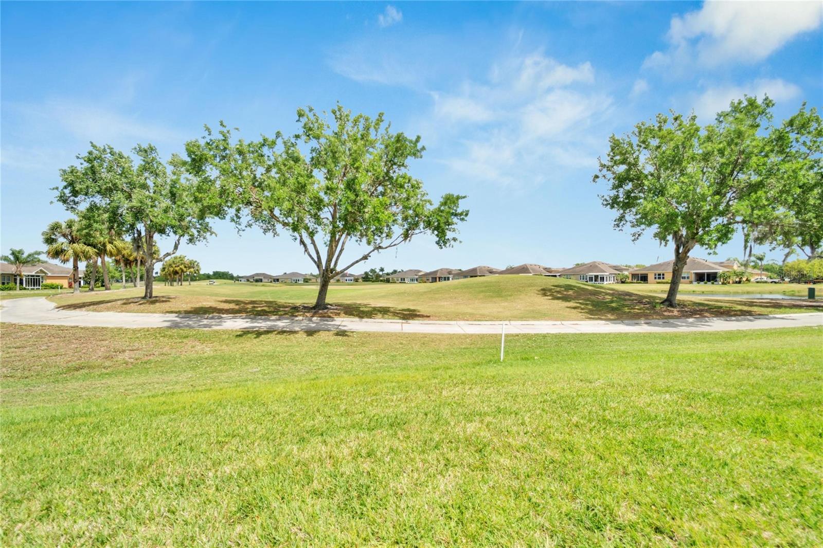 2121 SIFIELD GREENS WAY #64, SUN CITY CENTER, FL, 33573