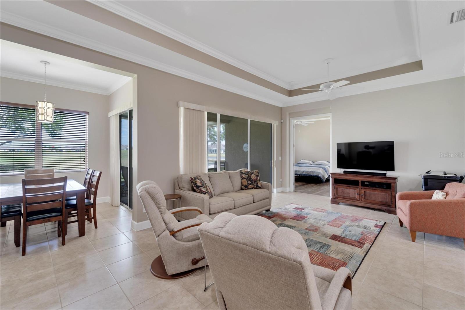 2121 SIFIELD GREENS WAY #64, SUN CITY CENTER, FL, 33573