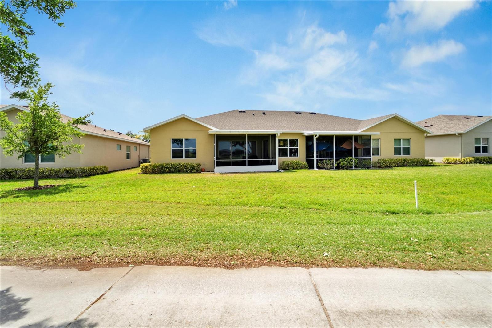 2121 SIFIELD GREENS WAY #64, SUN CITY CENTER, FL, 33573