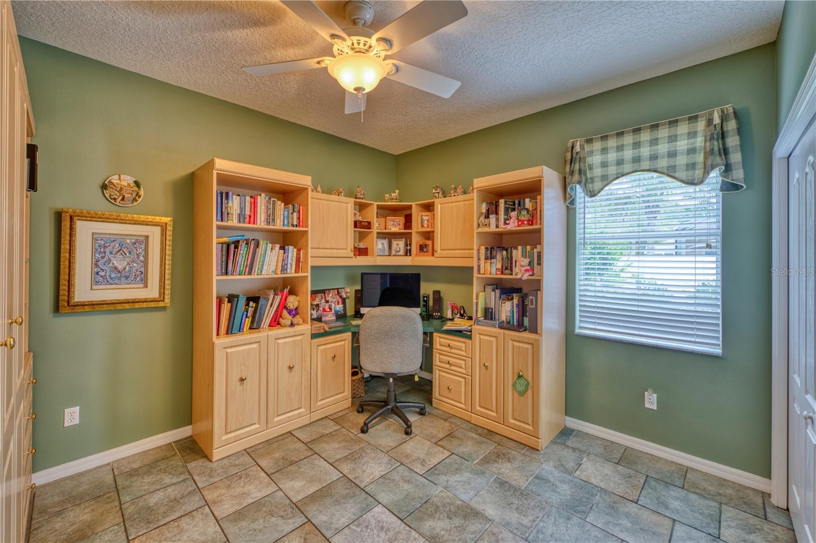 2 WAVES PL, PALM COAST, FL, 32164