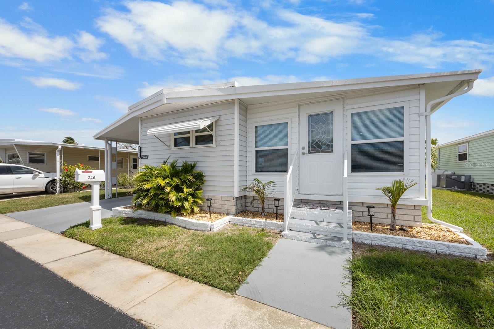 10383 S LAKE DR #246, LARGO, FL, 33773