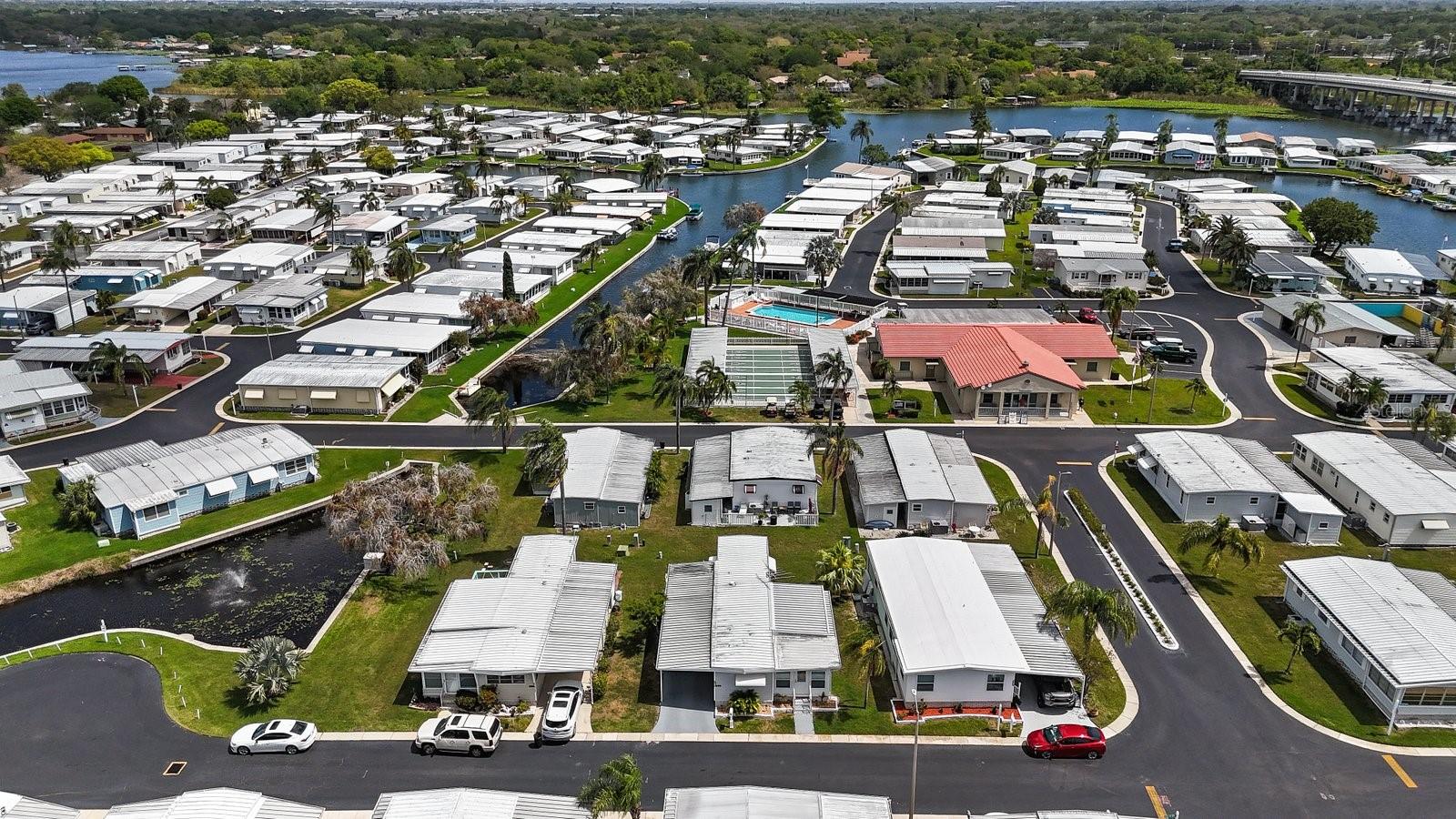 10383 S LAKE DR #246, LARGO, FL, 33773