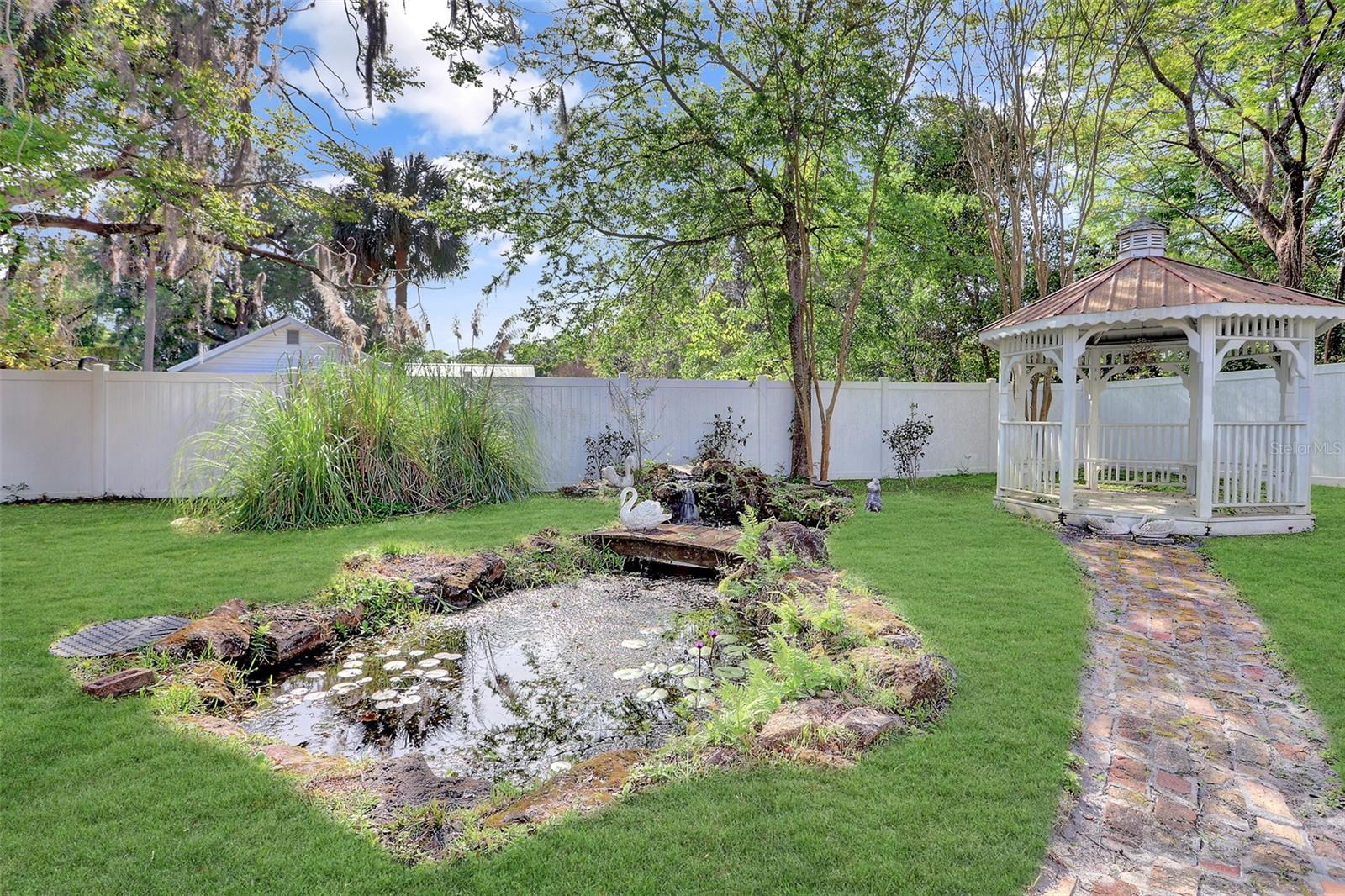 18741 HIGH SPRINGS MAIN ST, HIGH SPRINGS, FL, 32643
