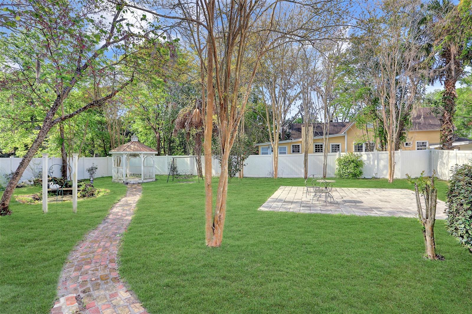 18741 HIGH SPRINGS MAIN ST, HIGH SPRINGS, FL, 32643