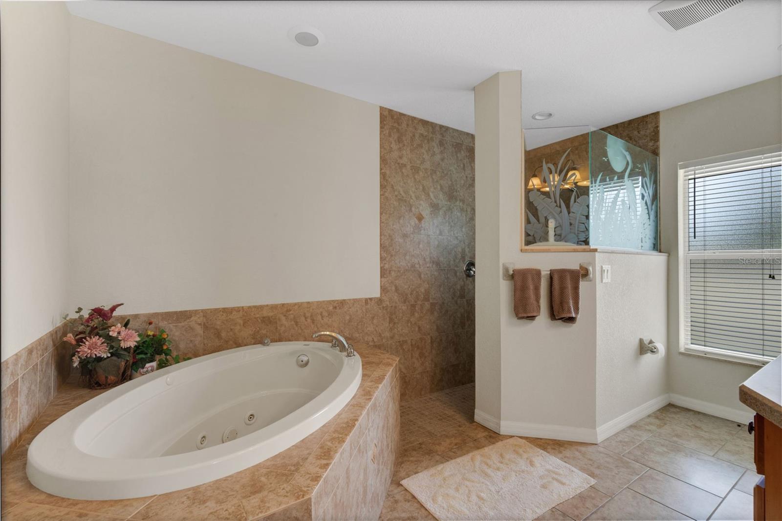 56 PRINCETON RD, VENICE, FL, 34293