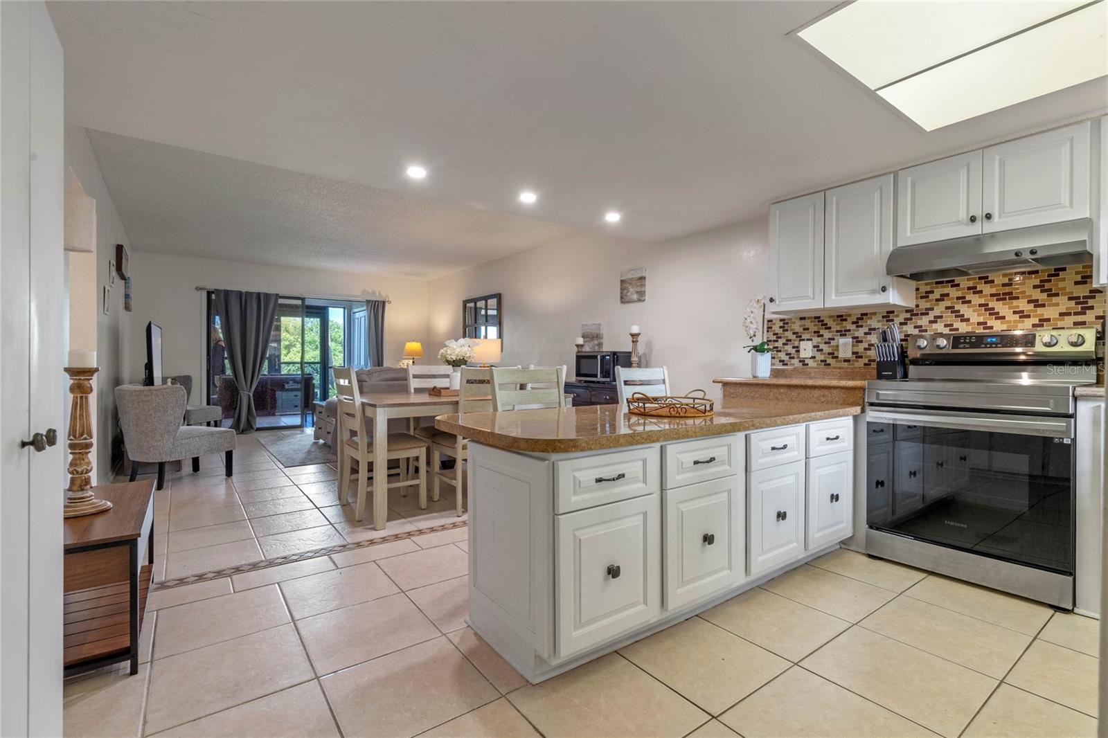 4300 BAYWOOD BLVD #B104, MOUNT DORA, FL, 32757