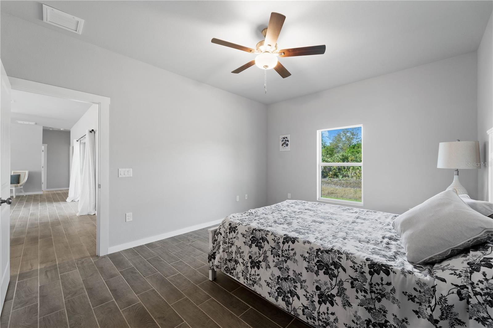 18425 CORDOBA AVE, PORT CHARLOTTE, FL, 33954