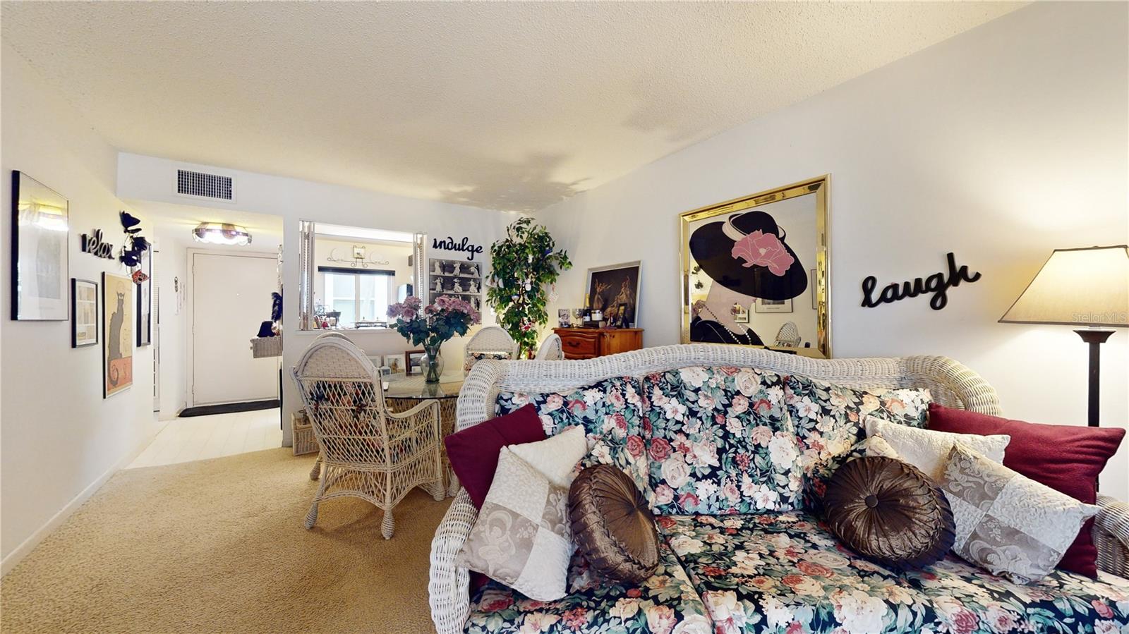 U8236357 Property Photo