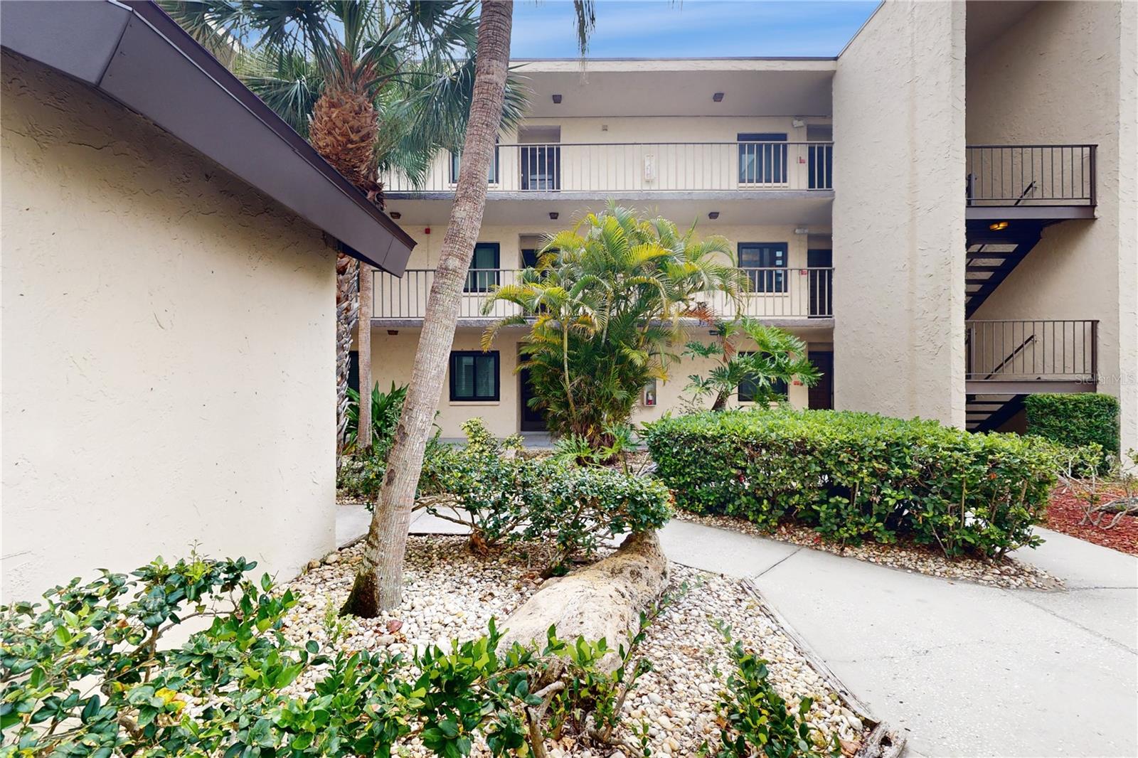 U8236357 Property Photo