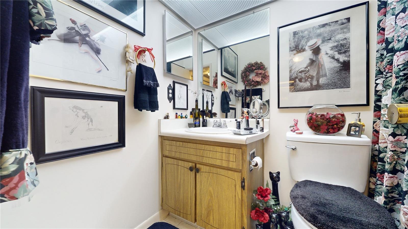 U8236357 Property Photo