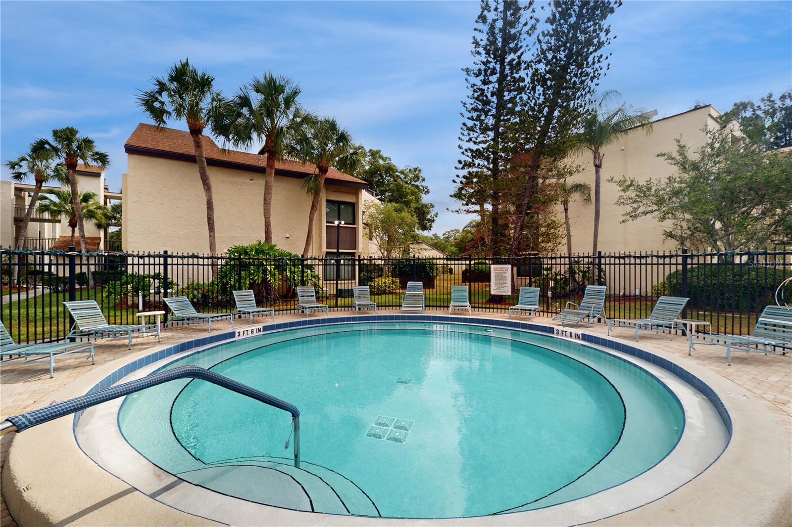 U8236357 Property Photo