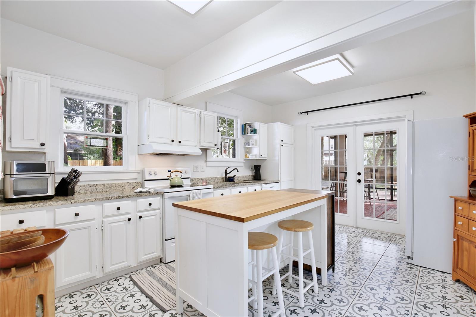 2019 S PARK AVE, SANFORD, FL, 32771