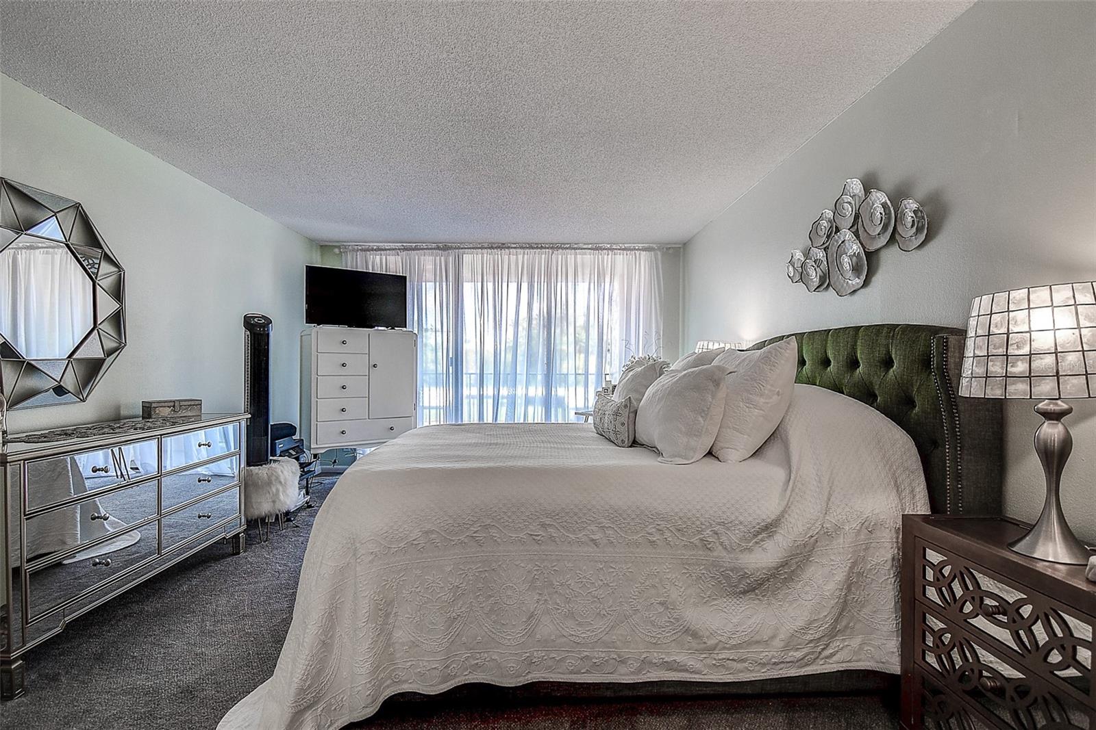 100 OAKMONT LN #209, BELLEAIR, FL, 33756