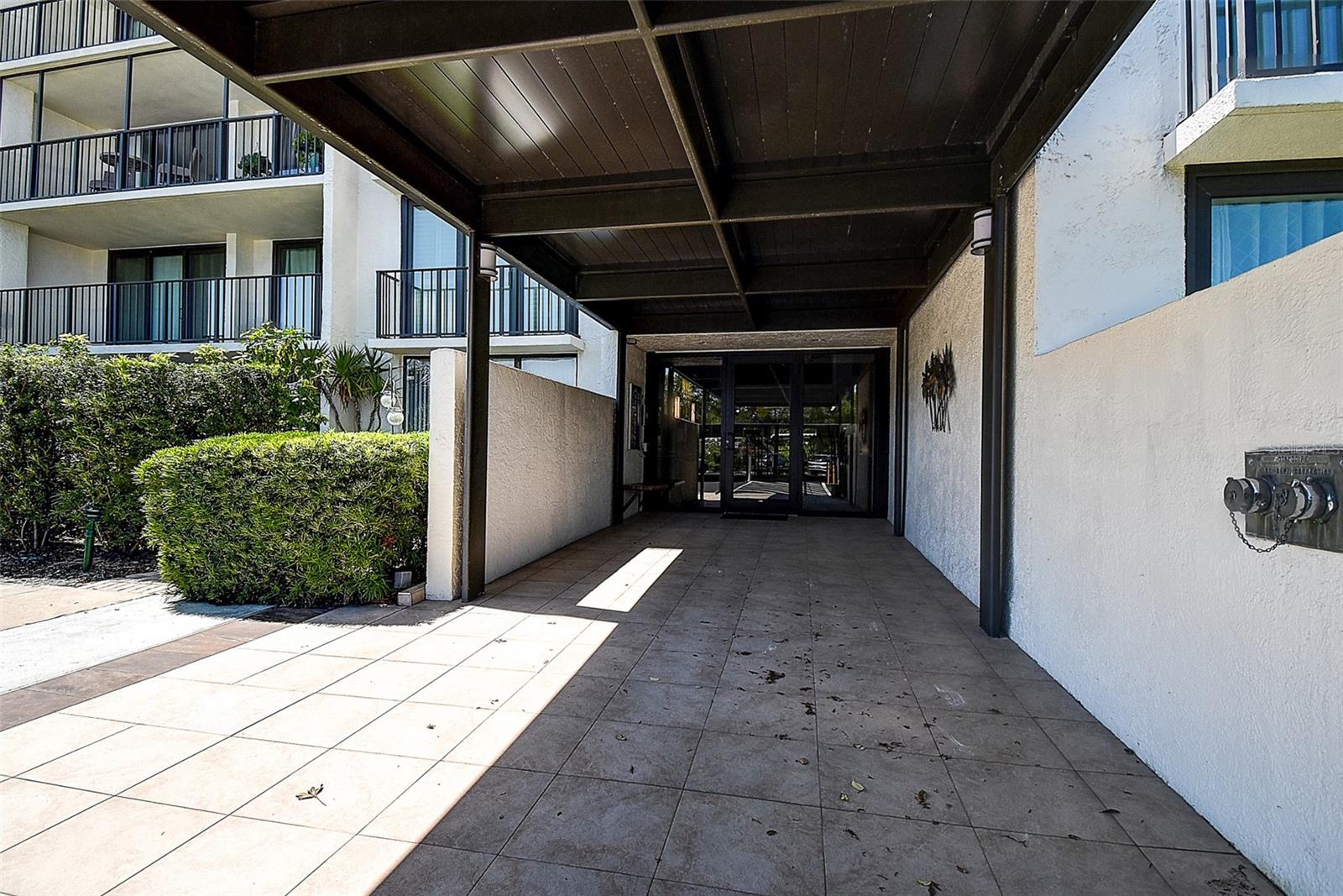 100 OAKMONT LN #209, BELLEAIR, FL, 33756