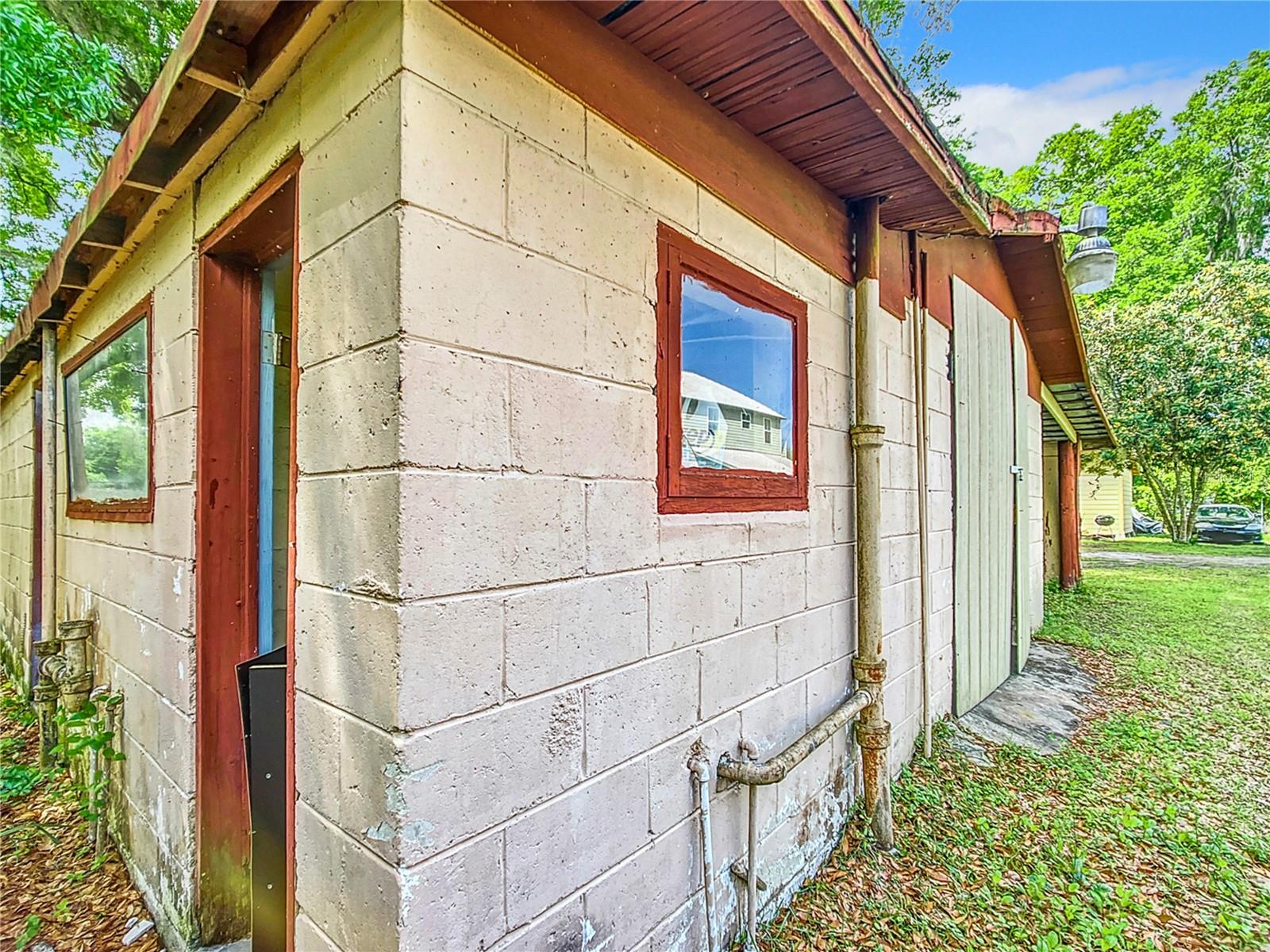 1826 W SILVER SPRINGS BLVD, OCALA, FL, 34475