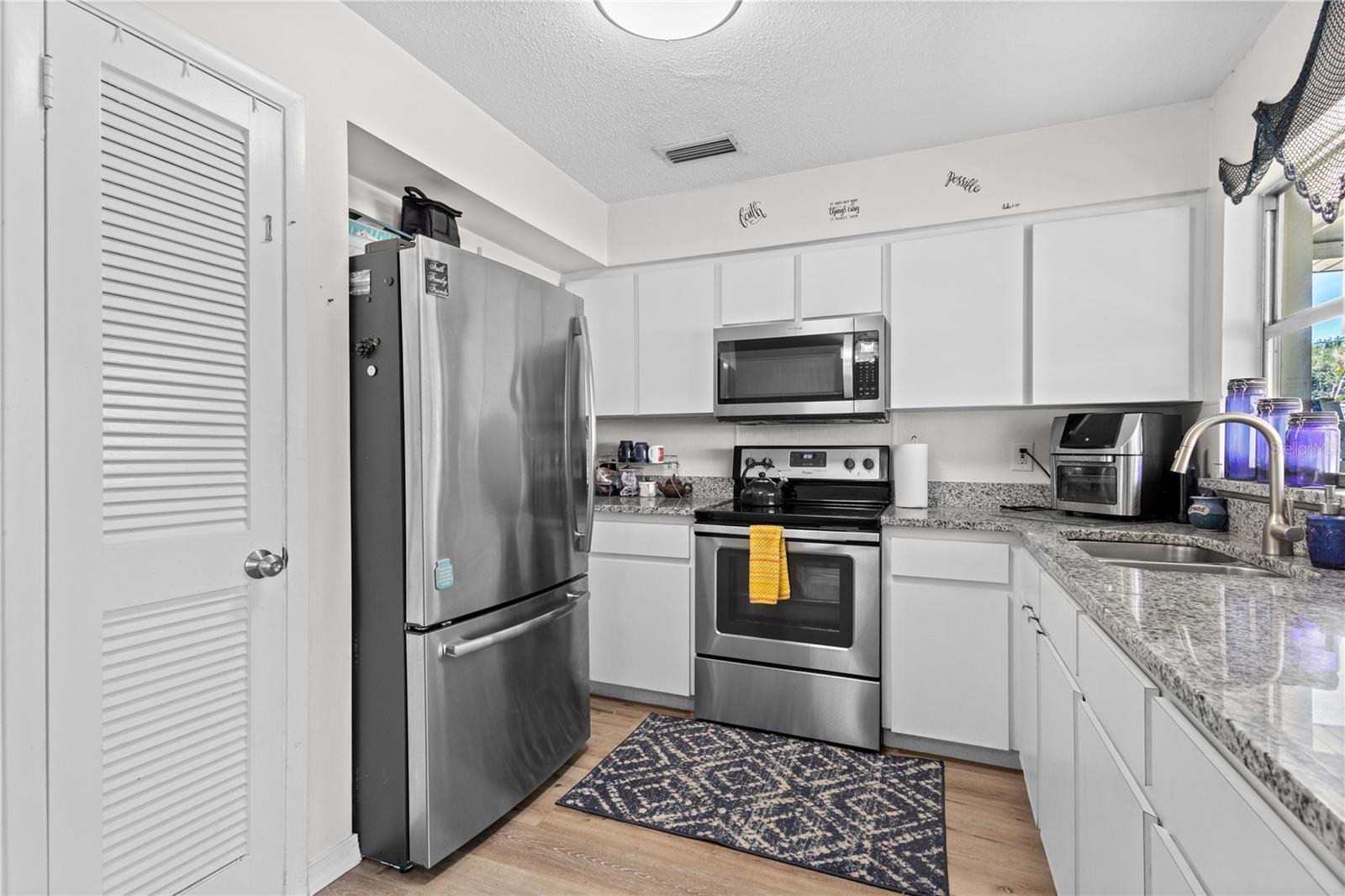 6064 DEMING AVE, NORTH PORT, FL, 34287