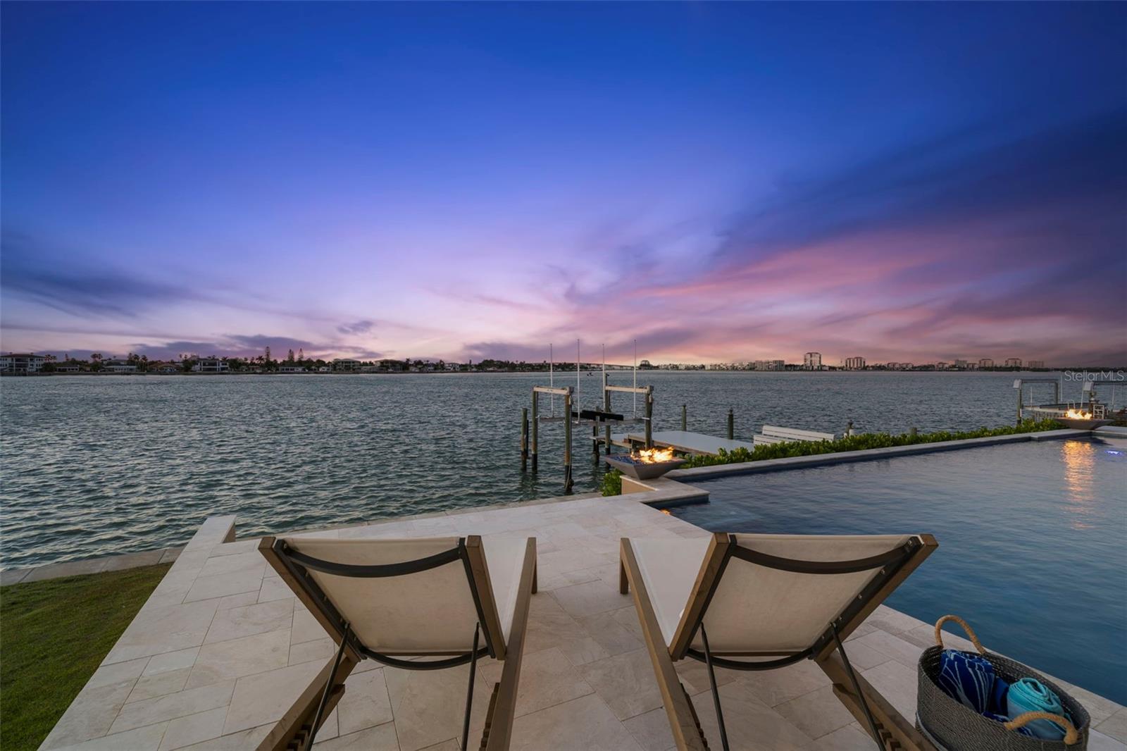 266 8TH AVE N, TIERRA VERDE, FL, 33715