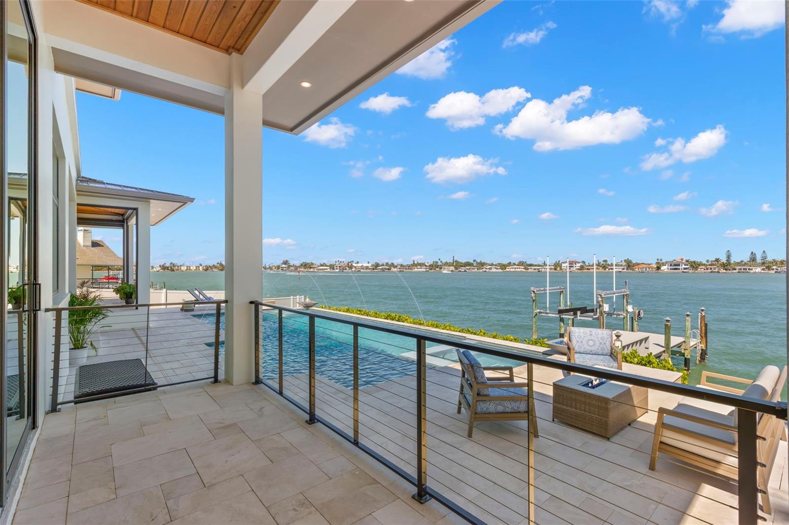 266 8TH AVE N, TIERRA VERDE, FL, 33715