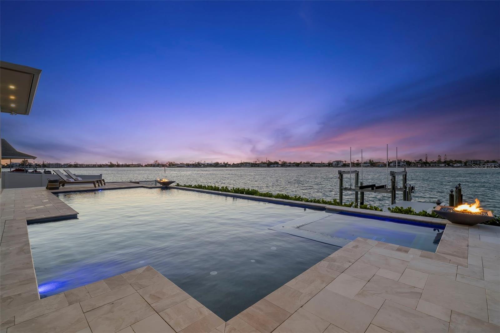 266 8TH AVE N, TIERRA VERDE, FL, 33715