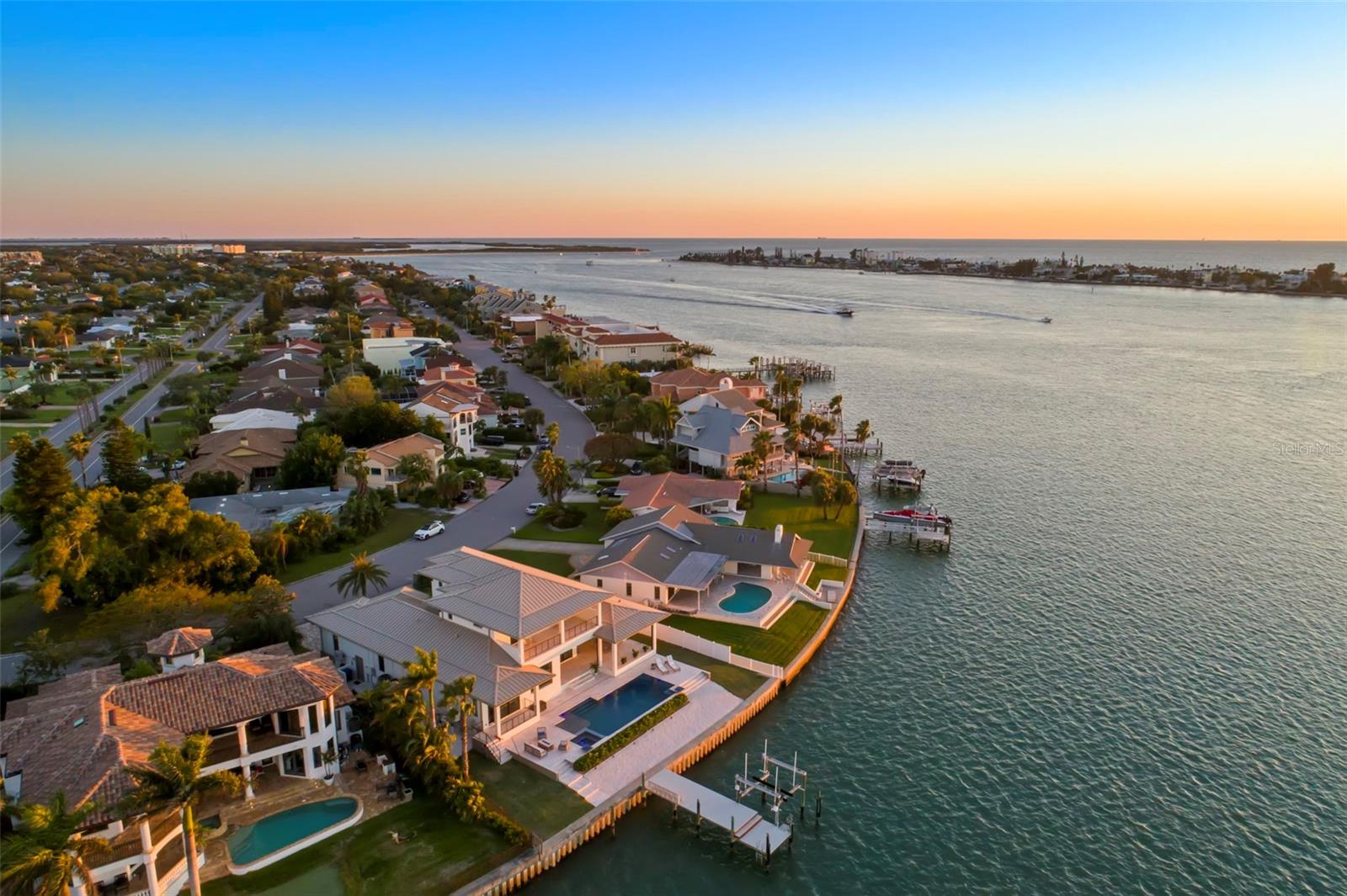 266 8TH AVE N, TIERRA VERDE, FL, 33715