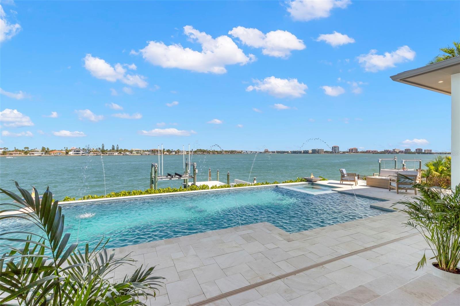 266 8TH AVE N, TIERRA VERDE, FL, 33715