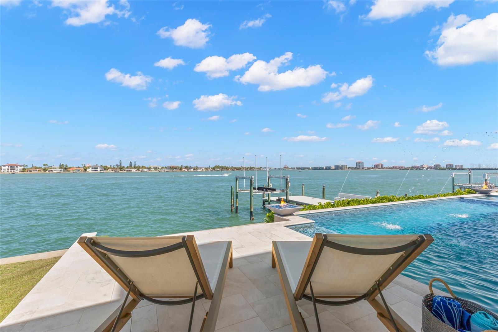266 8TH AVE N, TIERRA VERDE, FL, 33715