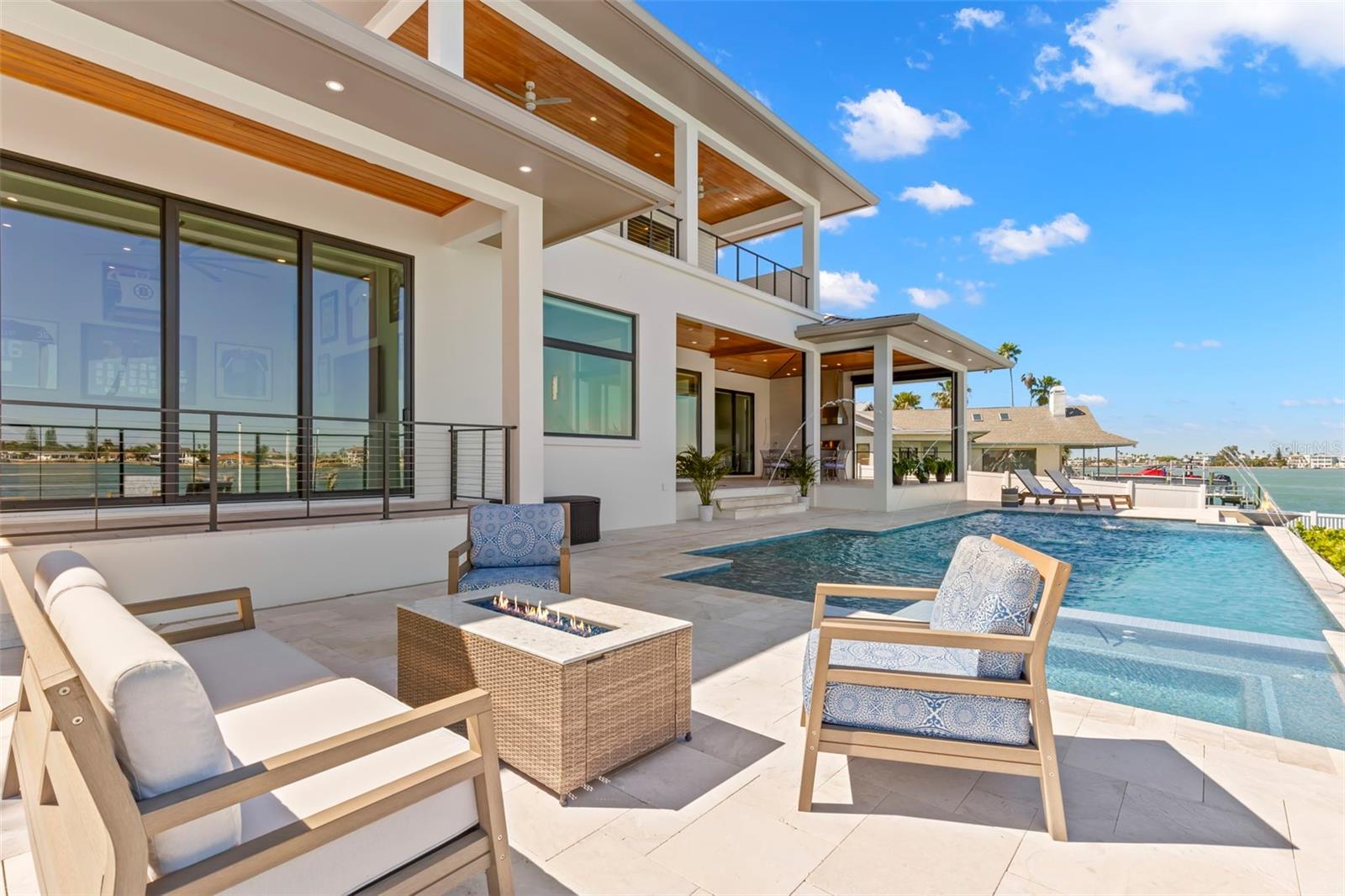 266 8TH AVE N, TIERRA VERDE, FL, 33715