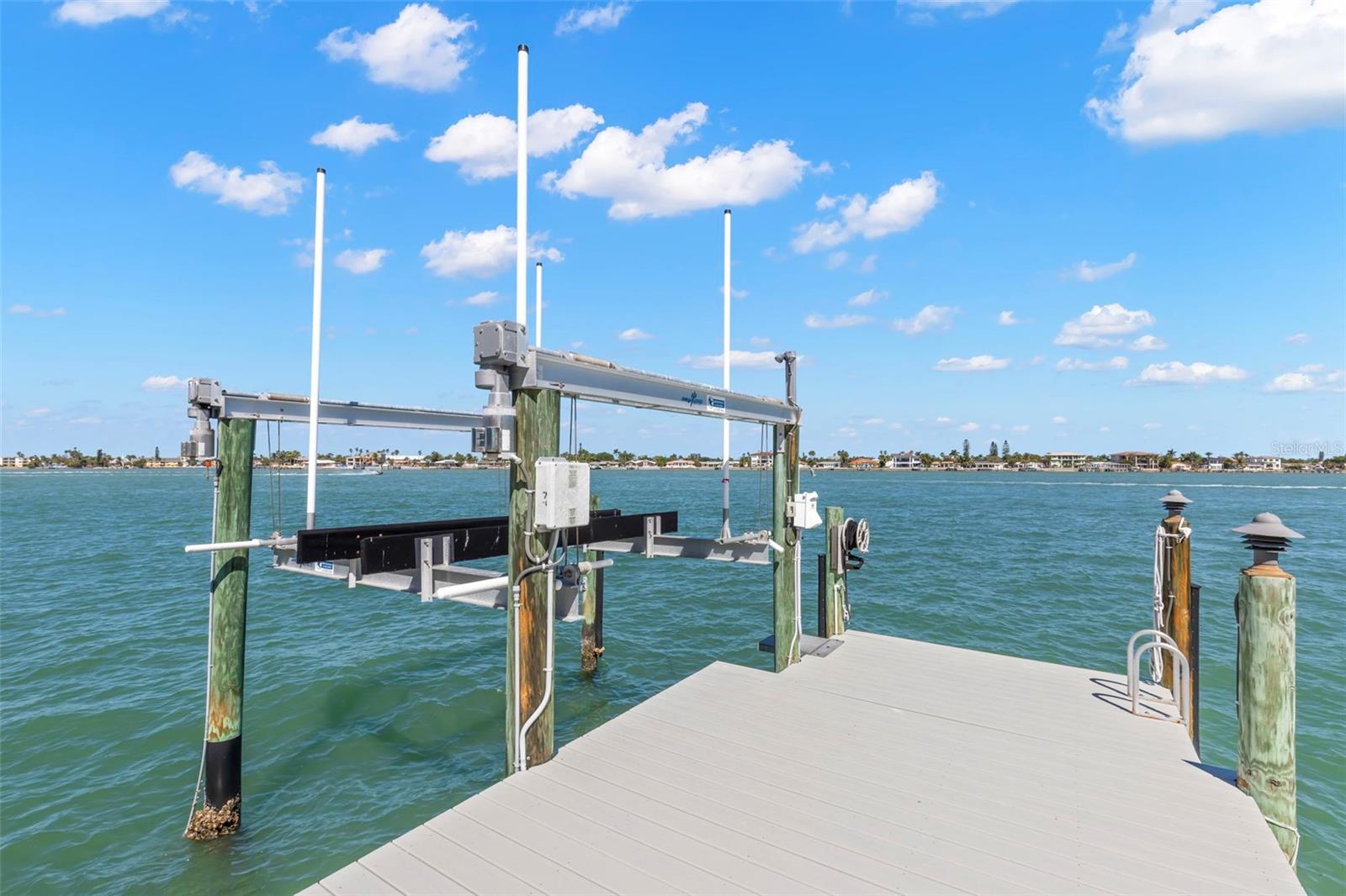 266 8TH AVE N, TIERRA VERDE, FL, 33715