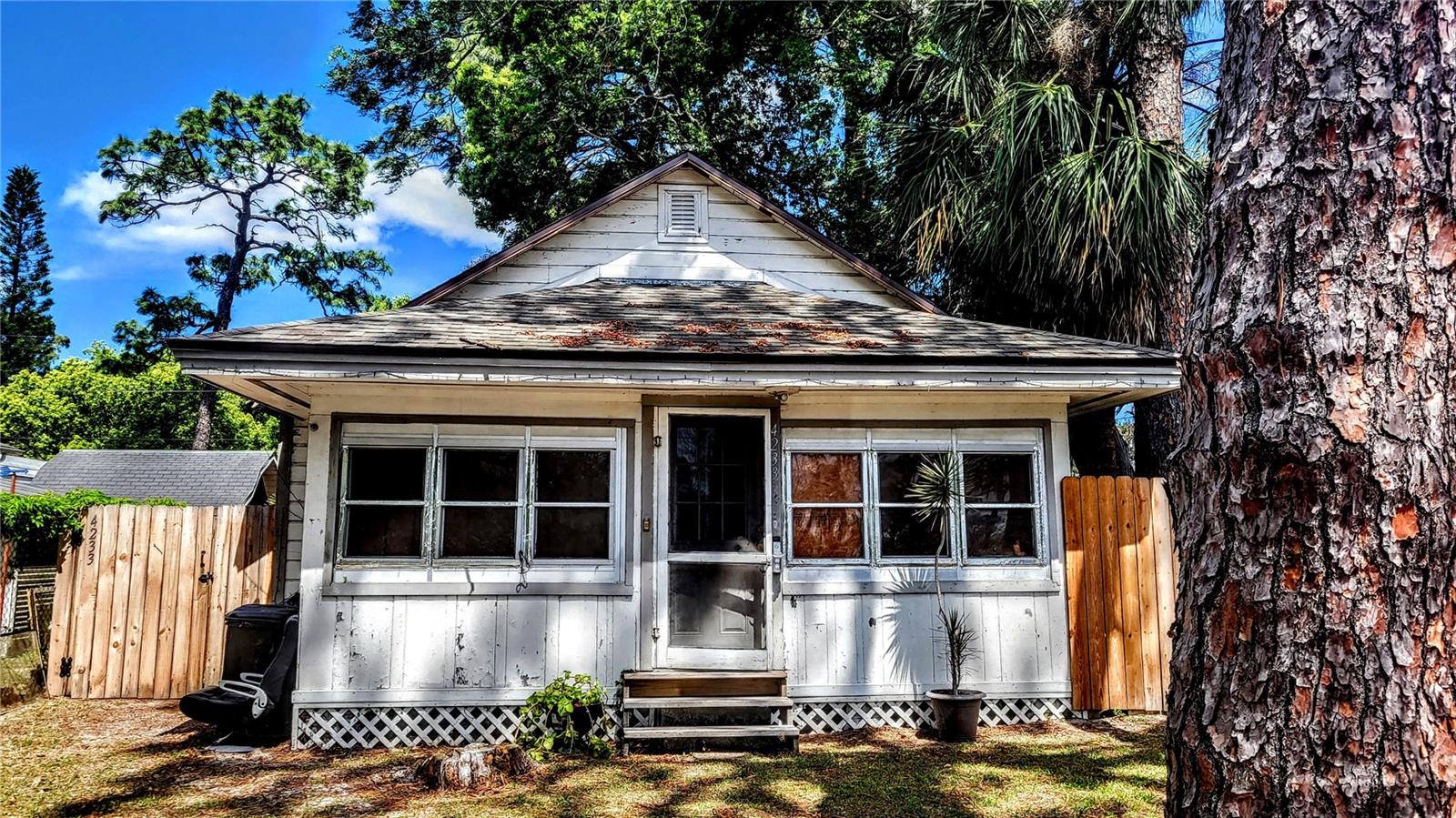 4233 & 4235 MANTON LN, HOLIDAY, FL, 34691