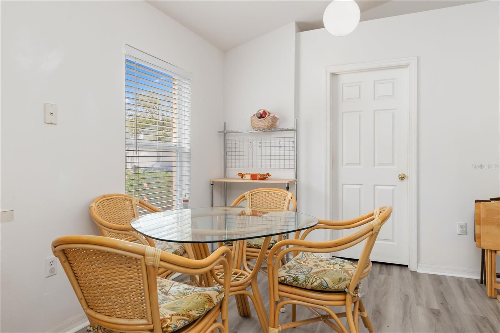 24477 LAKESIDE MNR, PUNTA GORDA, FL, 33980