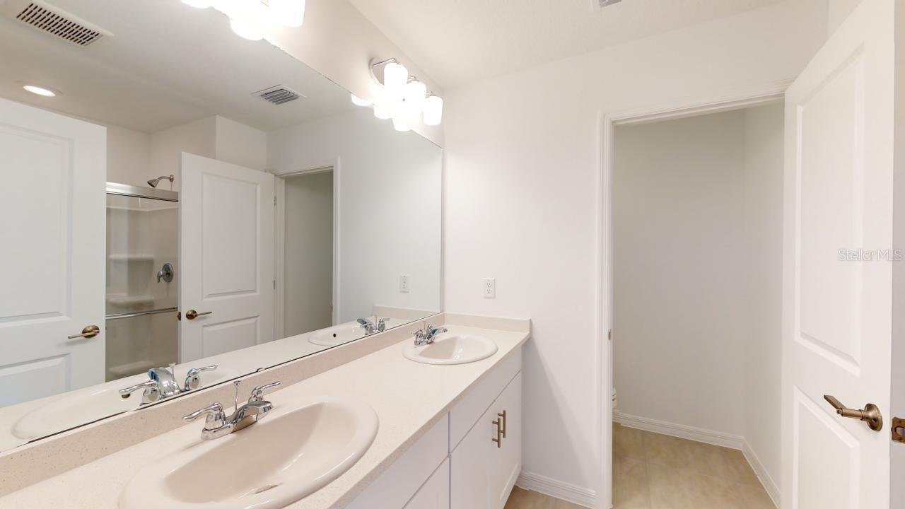 2015 ROSEWOOD CIR, LAKELAND, FL, 33810