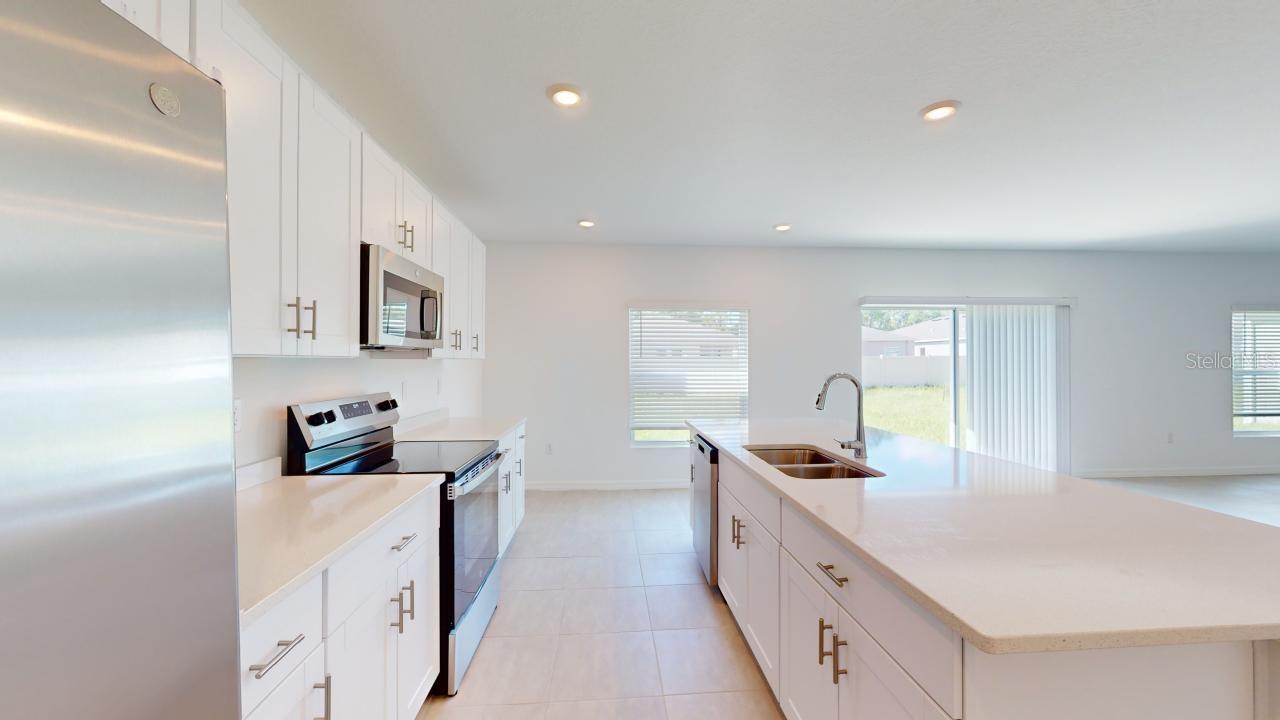 2015 ROSEWOOD CIR, LAKELAND, FL, 33810