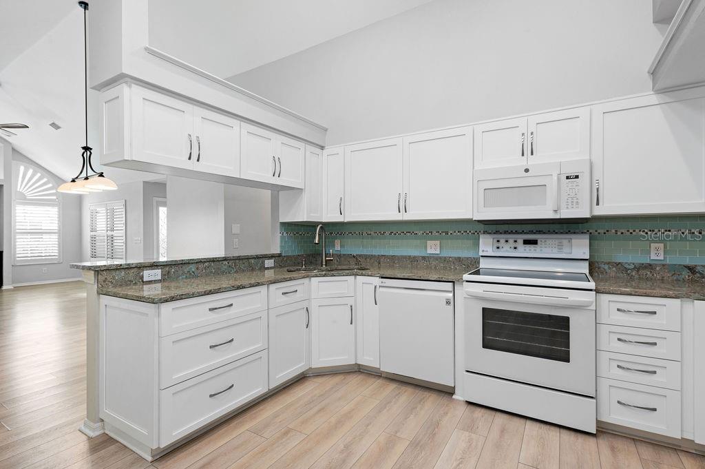 4629 WHIRLAWAY DR #B, SARASOTA, FL, 34233