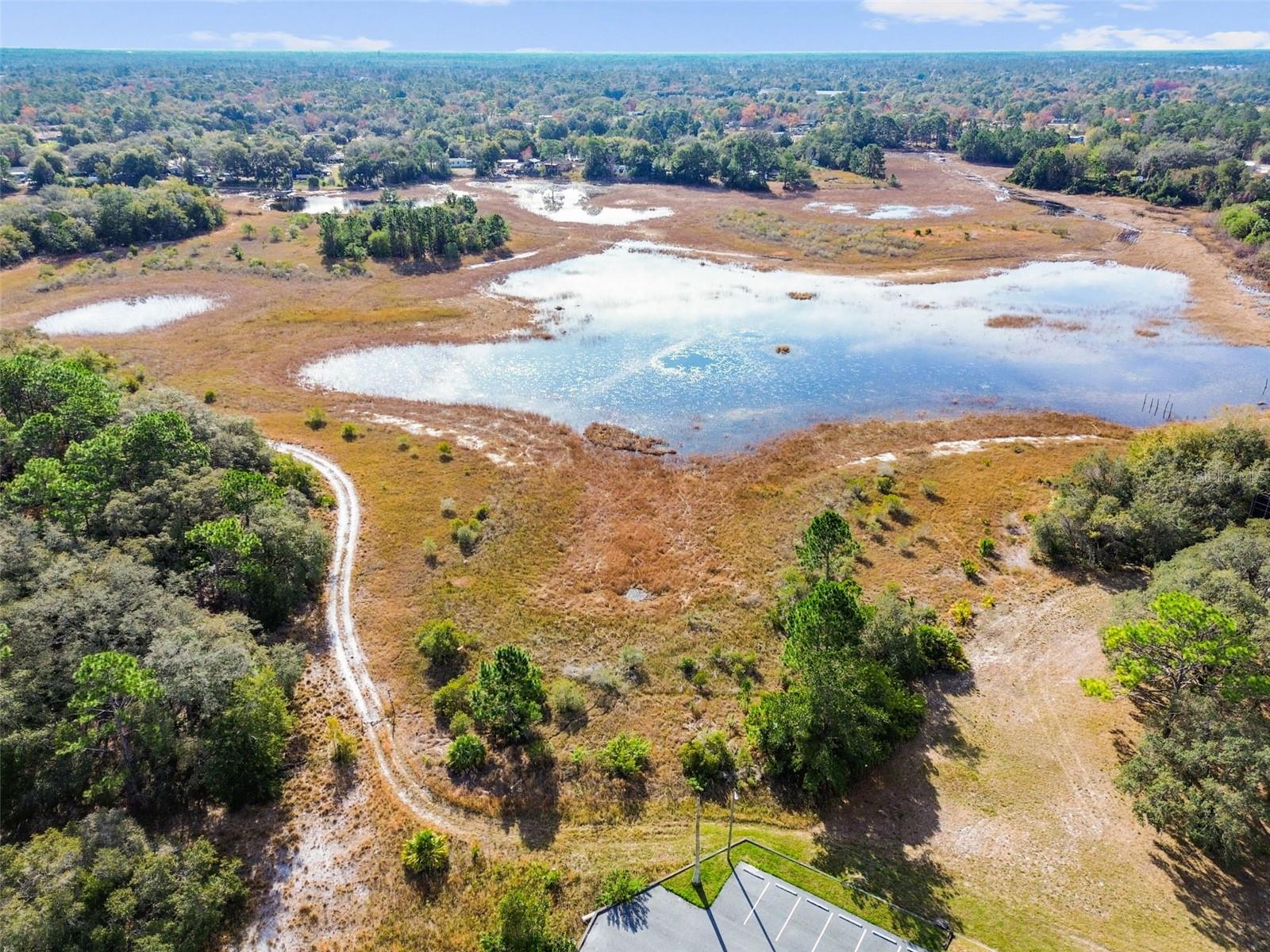 COMMERCIAL WAY, WEEKI WACHEE, FL, 34613