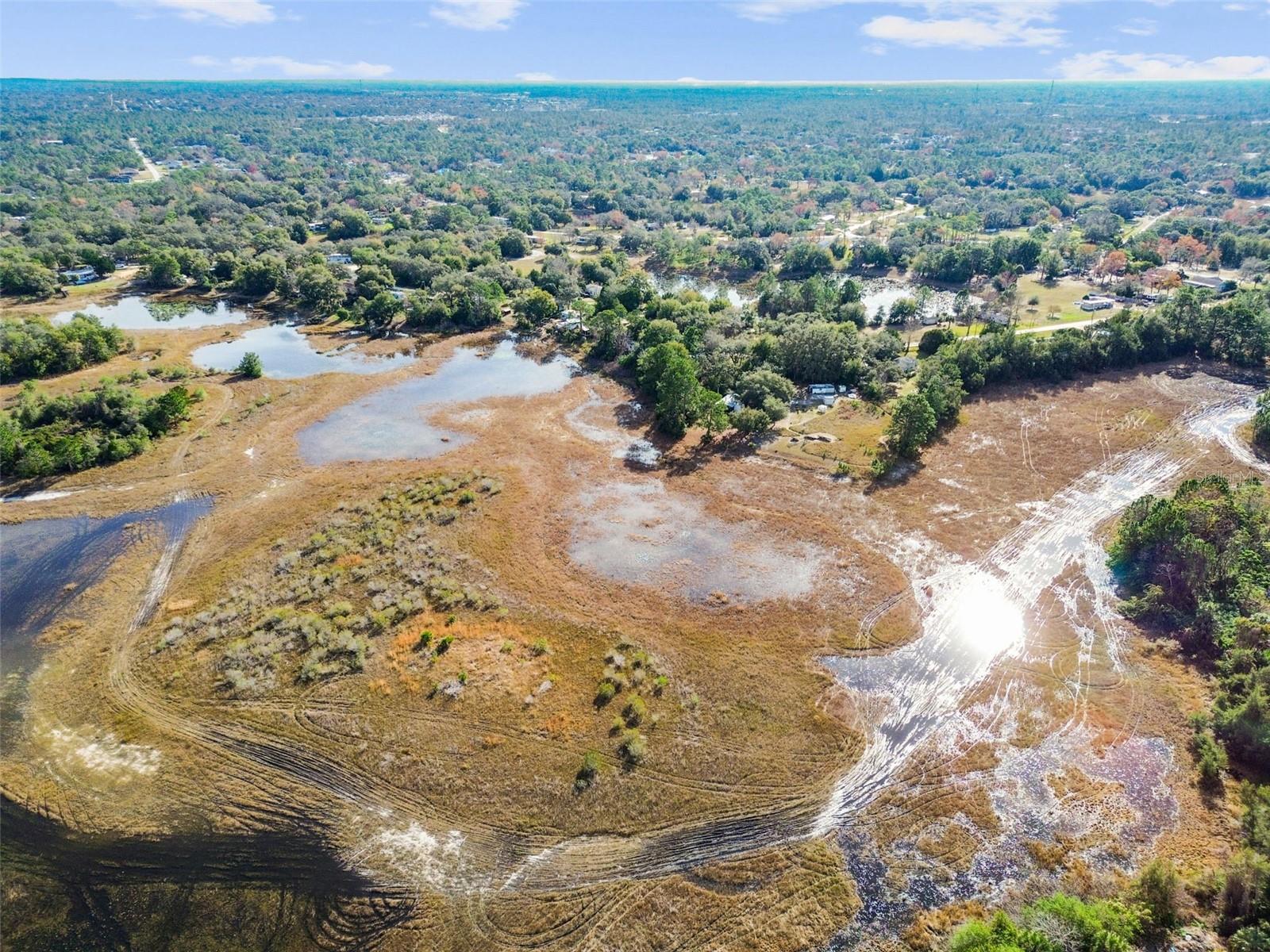 COMMERCIAL WAY, WEEKI WACHEE, FL, 34613