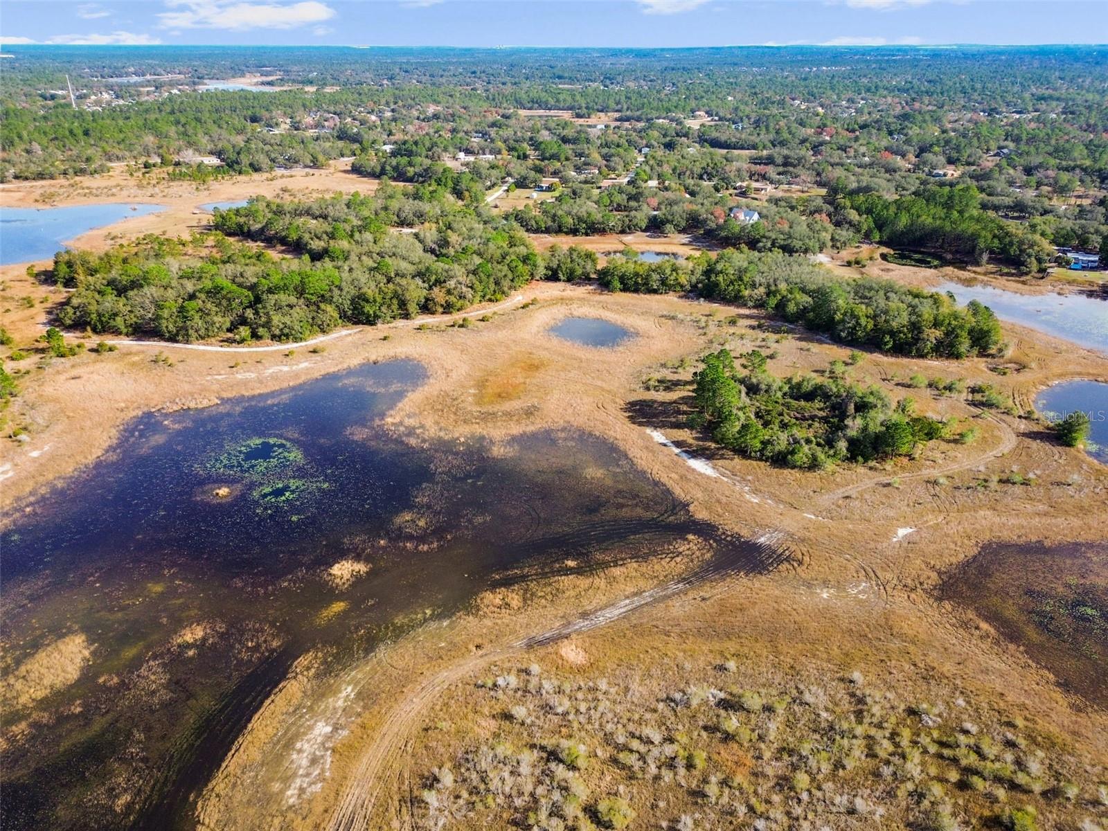 COMMERCIAL WAY, WEEKI WACHEE, FL, 34613