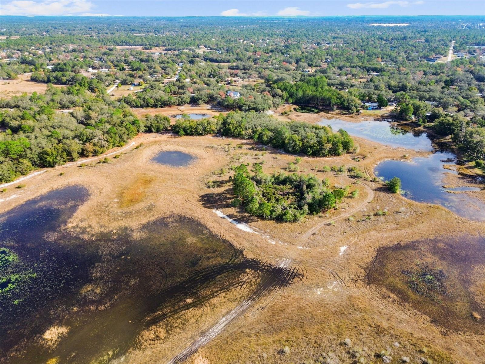 COMMERCIAL WAY, WEEKI WACHEE, FL, 34613