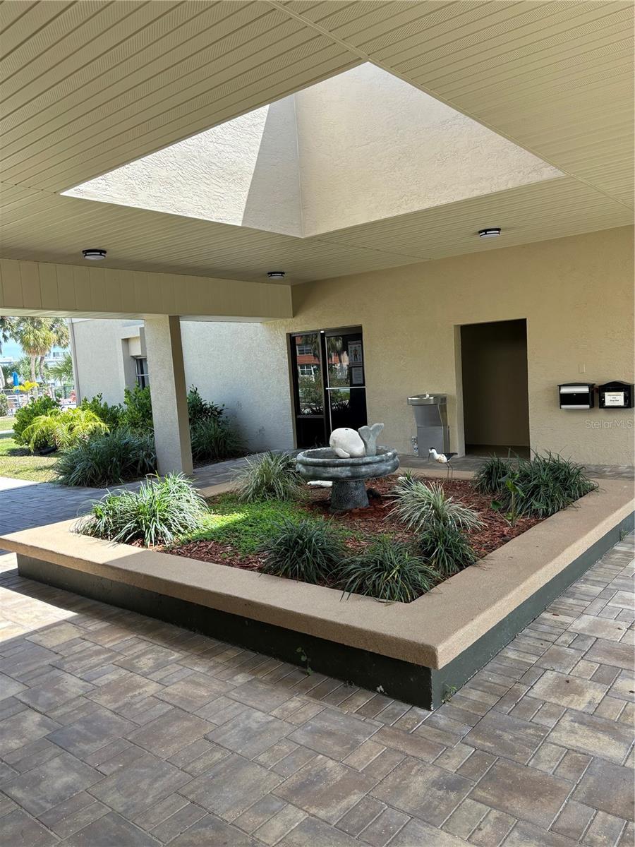 2437 HARBOR BLVD #215, PORT CHARLOTTE, FL, 33952