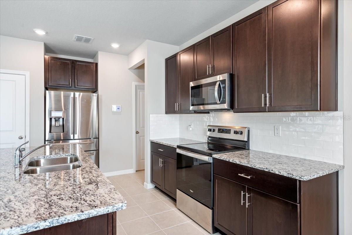 210 OSPREY PRESERVE BLVD, JENSEN BEACH, FL, 34957