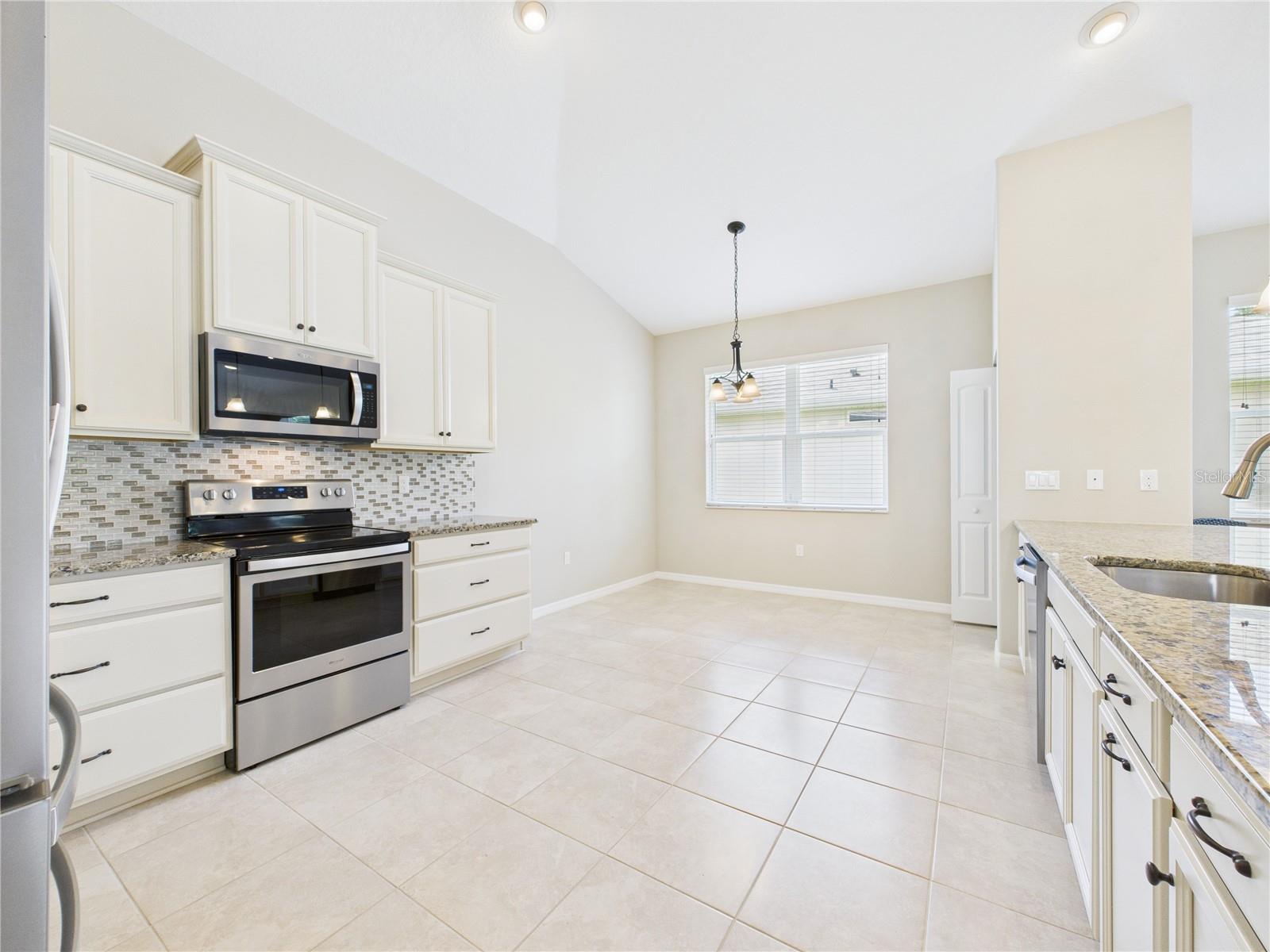 63 PARK PLACE CIR, PALM COAST, FL, 32164