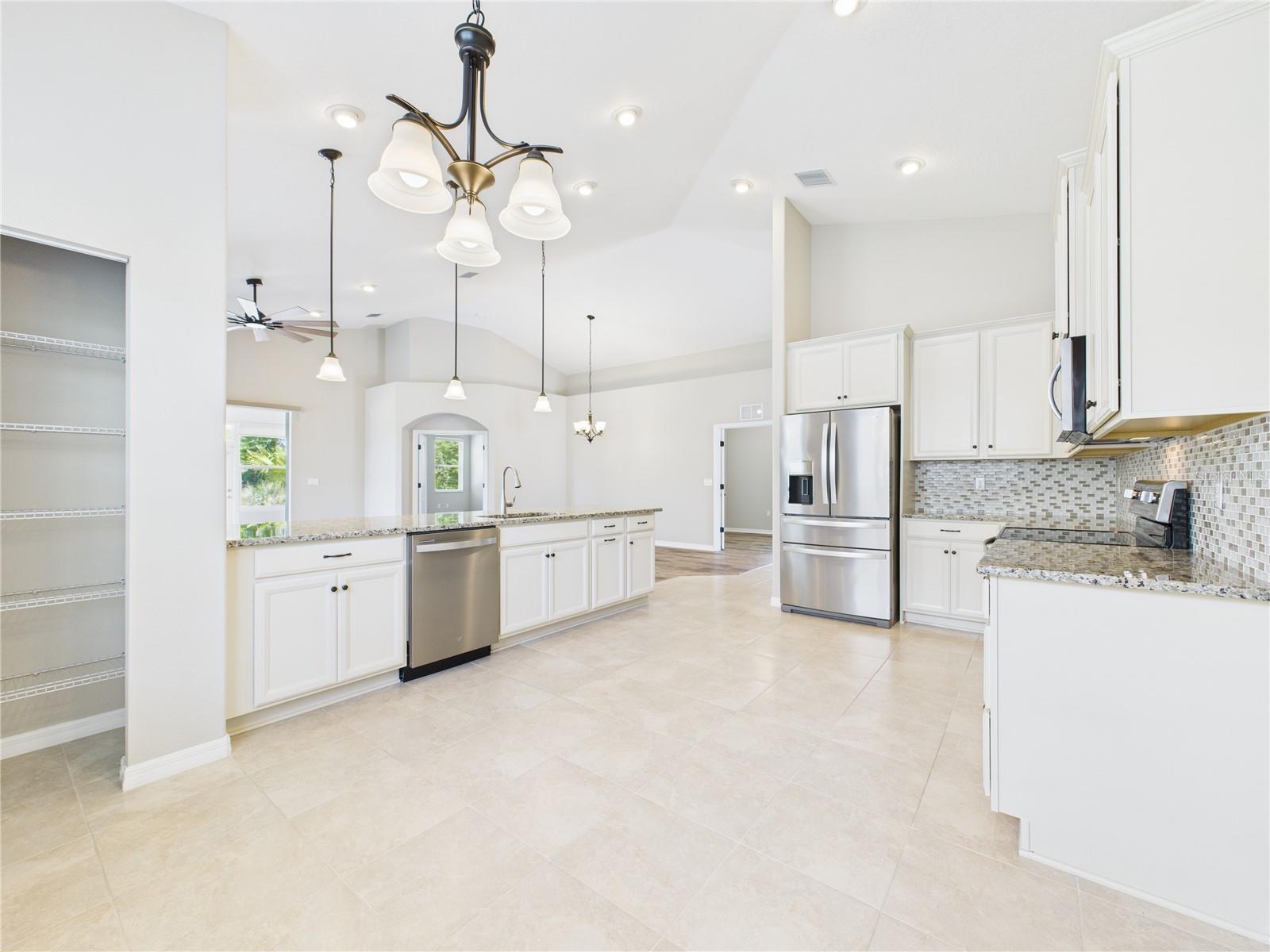 63 PARK PLACE CIR, PALM COAST, FL, 32164