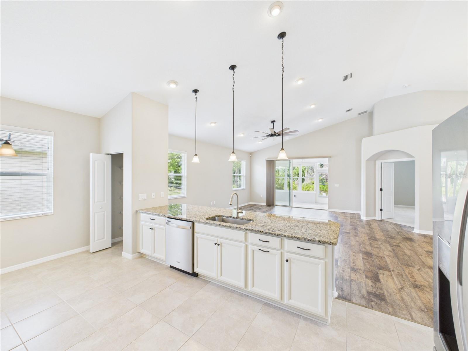 63 PARK PLACE CIR, PALM COAST, FL, 32164