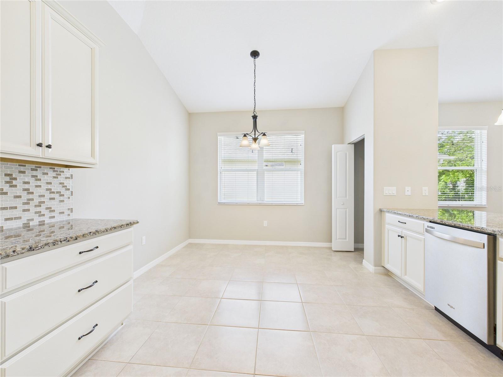 63 PARK PLACE CIR, PALM COAST, FL, 32164