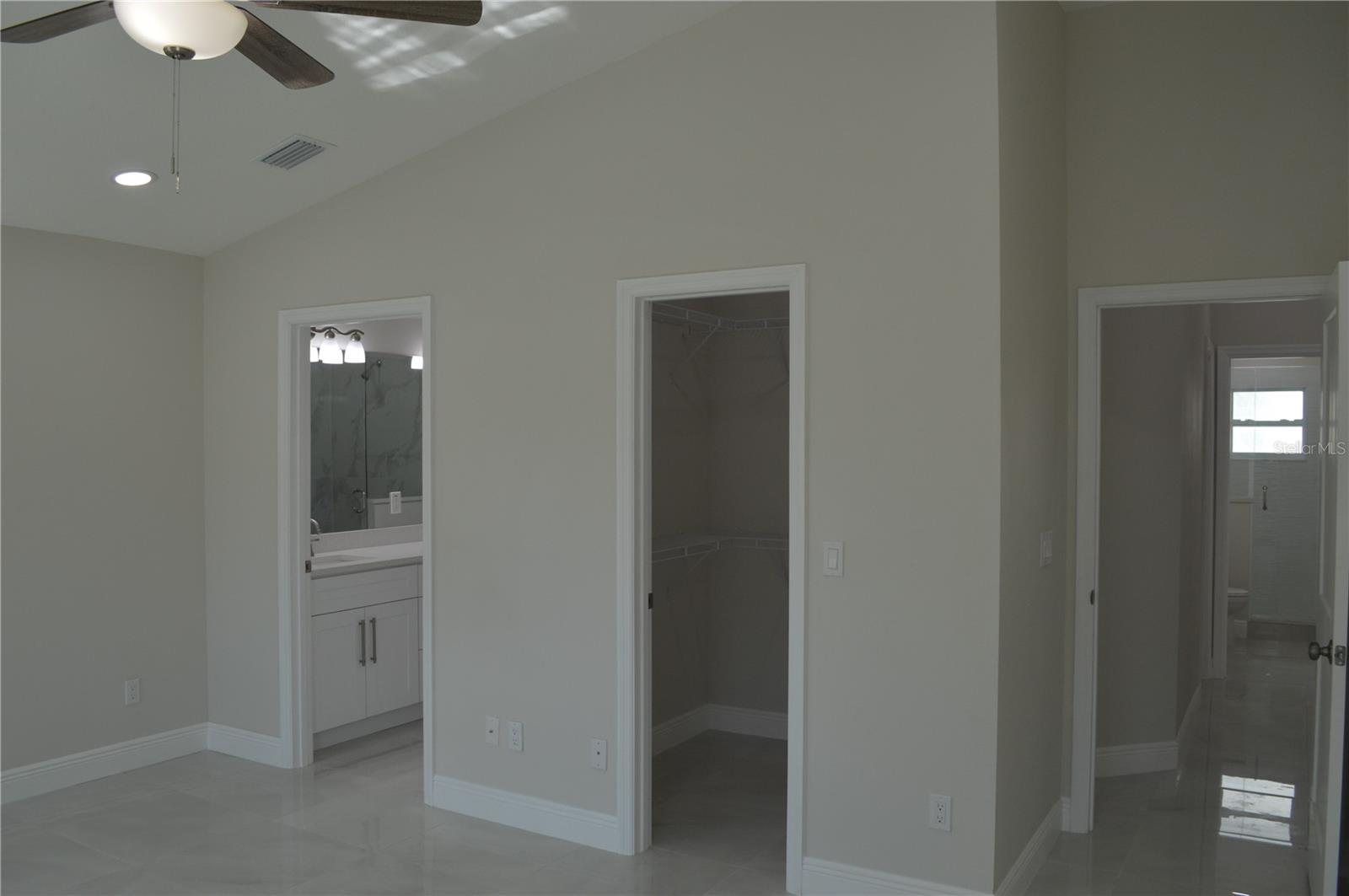 3917 W ROBSON ST, TAMPA, FL, 33614